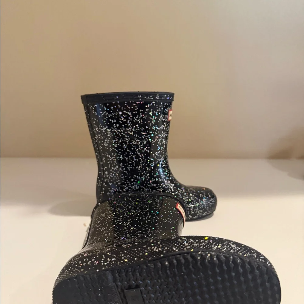 Hunter Black Glitter Kids Rain Boots - Picture 4 of 5